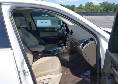 2015 Audi Q5 2.0T Premium z USA, uszkodzony, nr VIN WA1CFAFP2FA119316